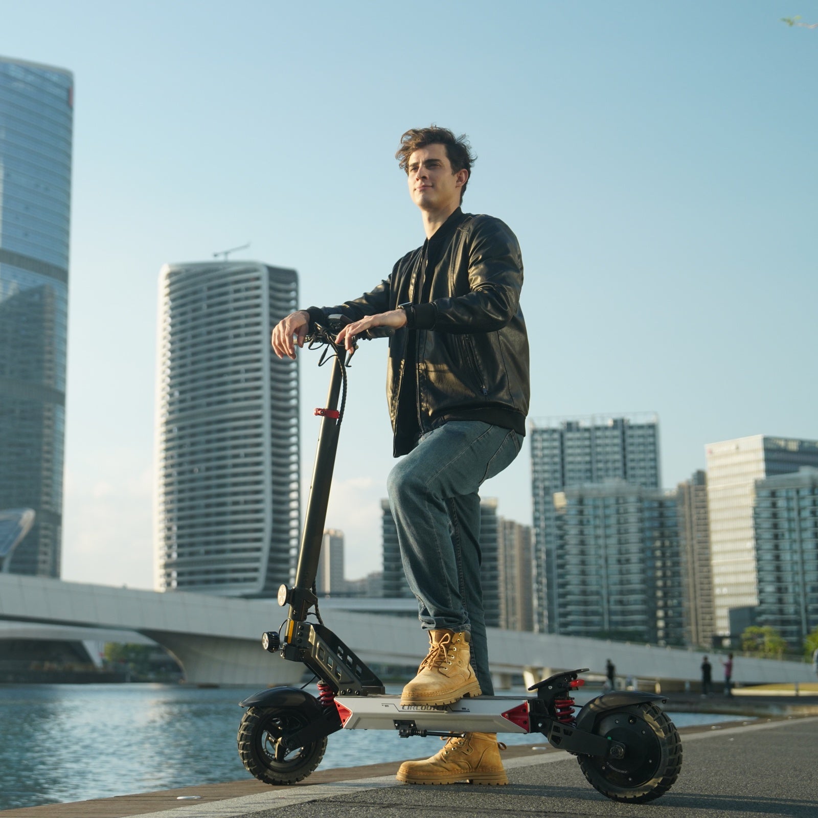 Circooter E-Scooter vs. NIU