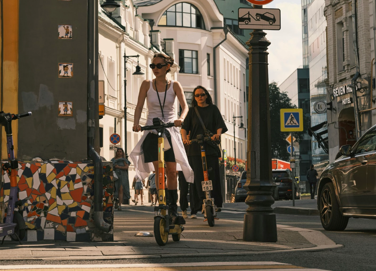 Top Electric Scooter Benefits That Save Time and Money