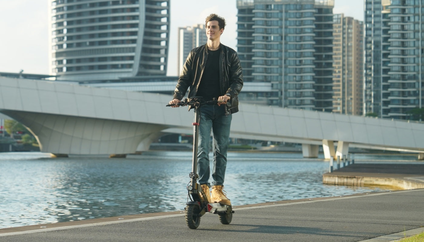 Best Electric Scooter With Suspension for Daily Commutes